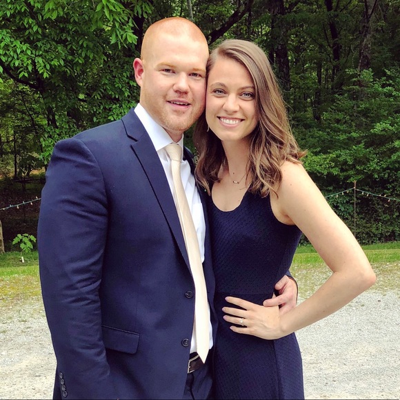 Meet your Posher, Ali - Picture 1 of 1